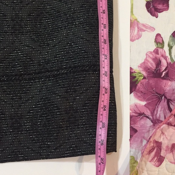 Elegant dressy dress - Picture 8 of 8